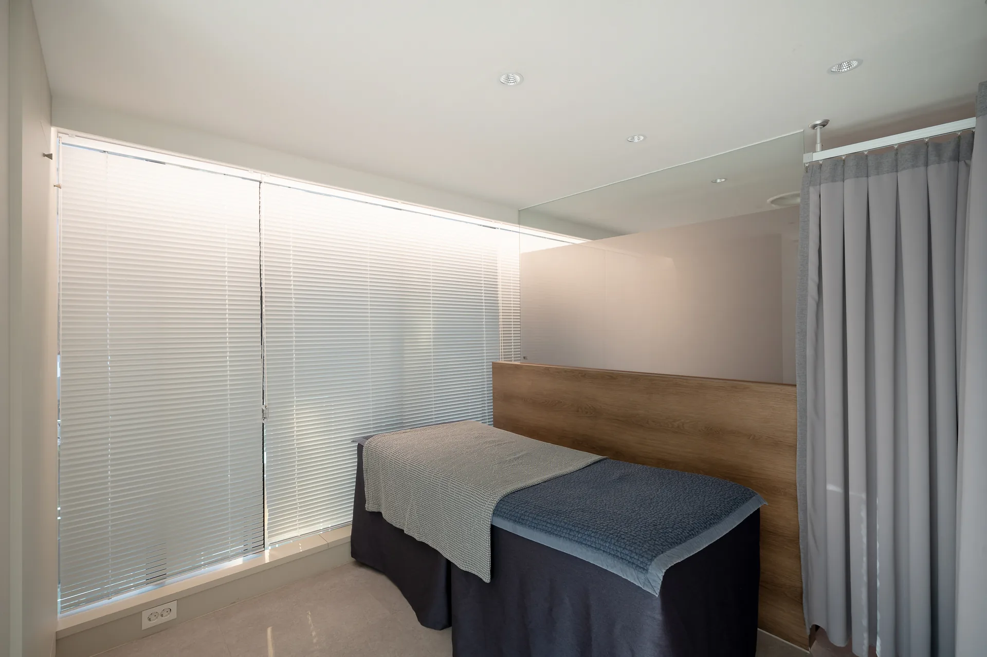 Clinic interior 9